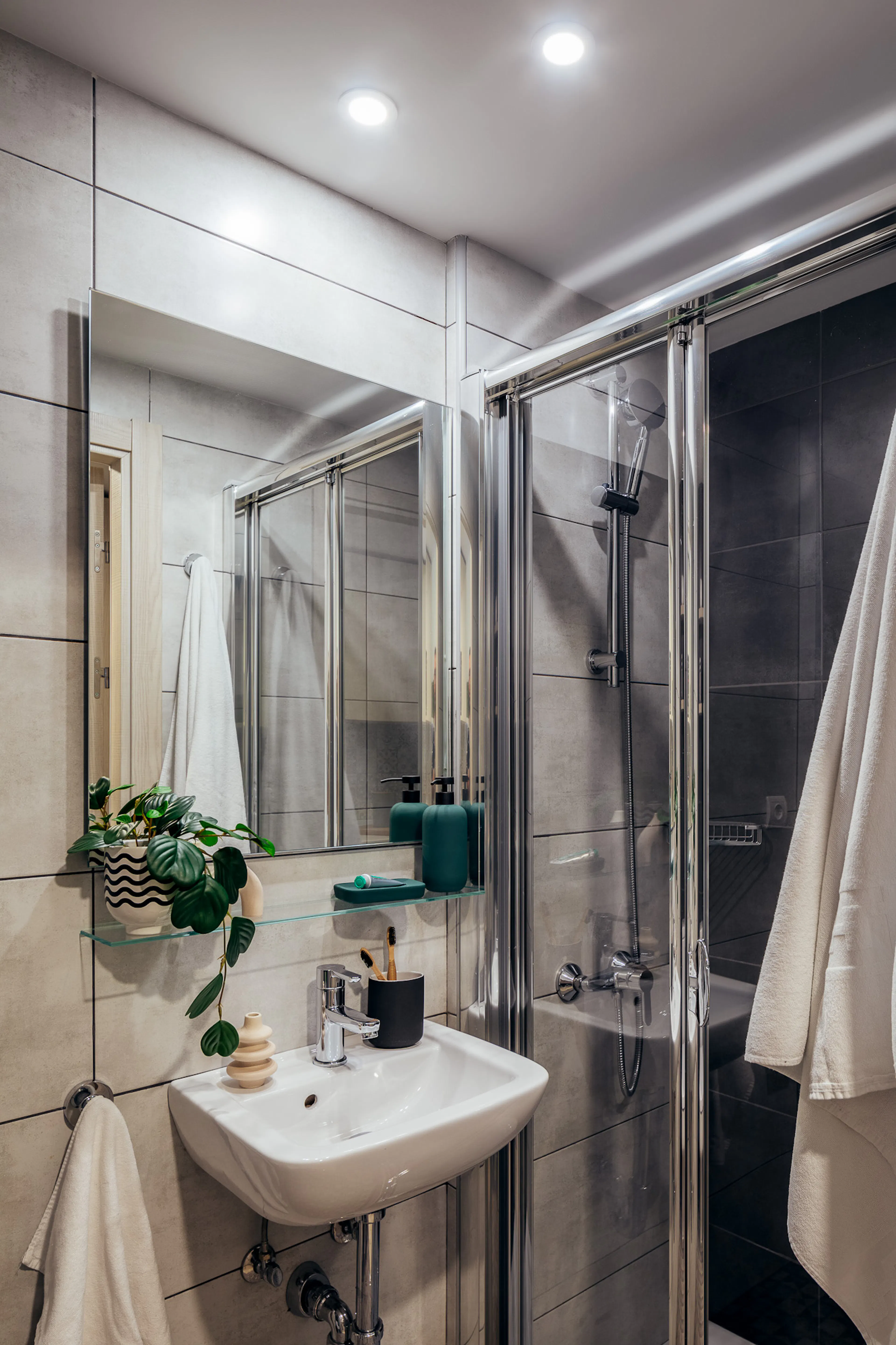 Aller Standard Studio BATHROOM 3