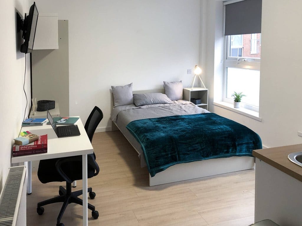 metchley-hall-birmingham-Studio Silver - Annex