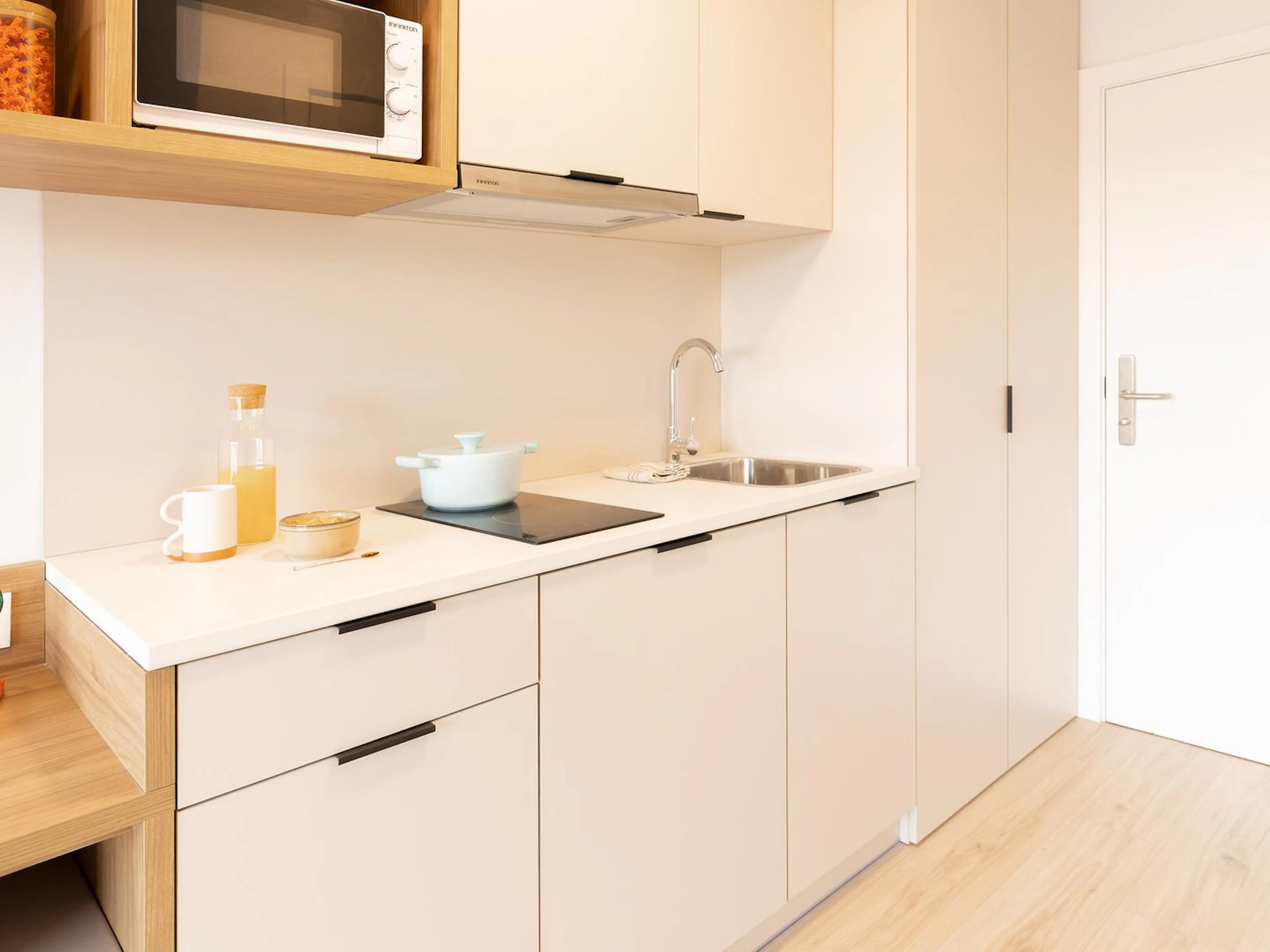 Studio KITCHEN 2