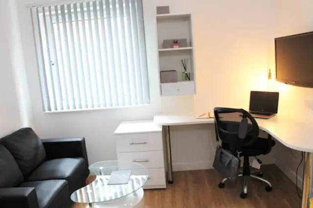 Studio Platinum Plus room image 4