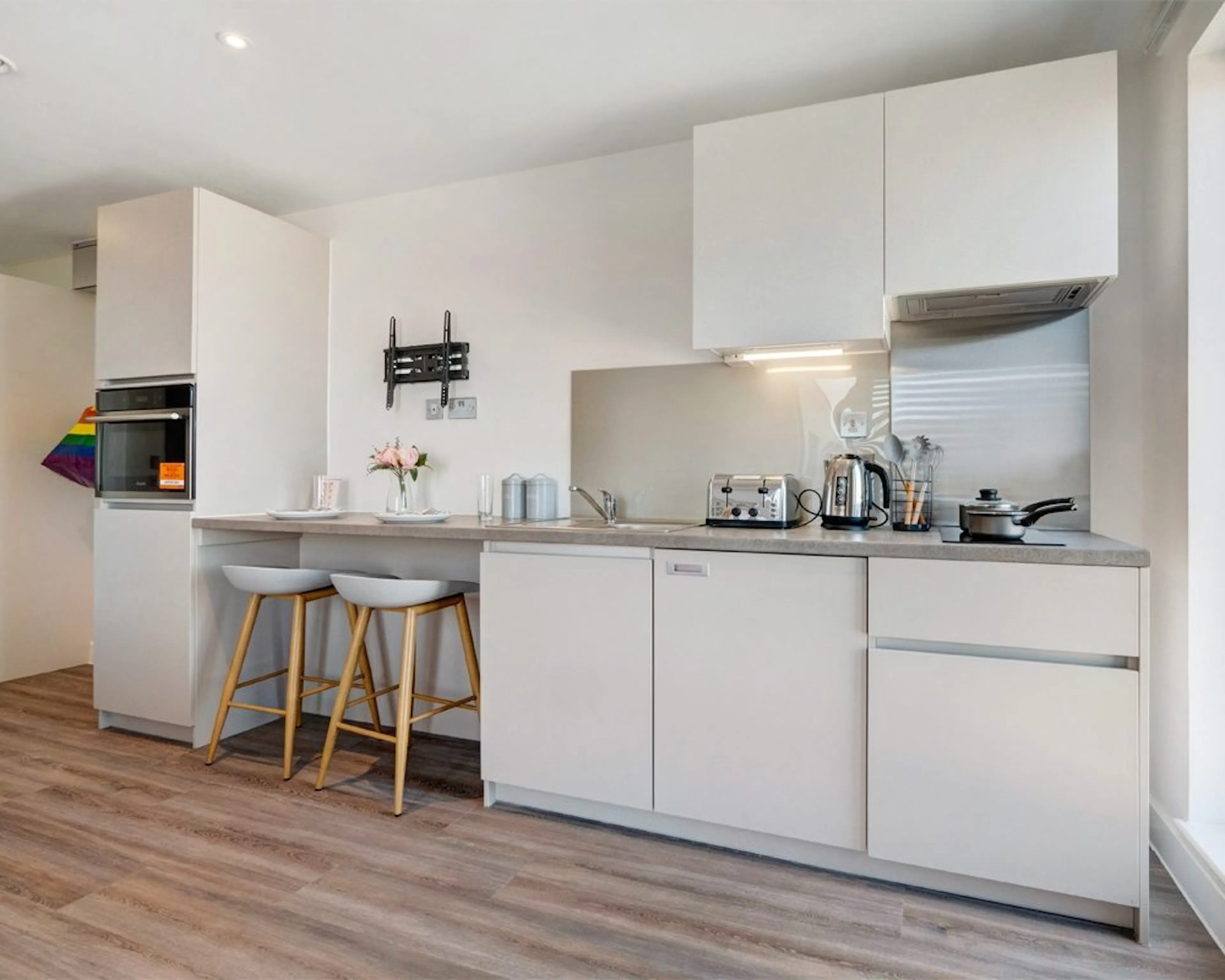 Studio Platinum KITCHEN 2