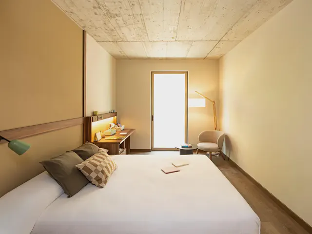Studio Plus - PMR room image 3