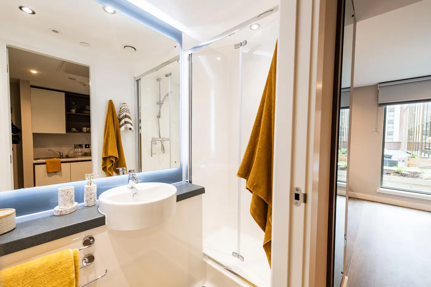 UniLodge - Metro Adelaide-Adelaide-BATHROOM-1