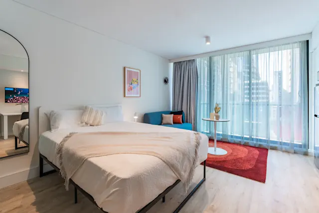 Studio Plus room image 1