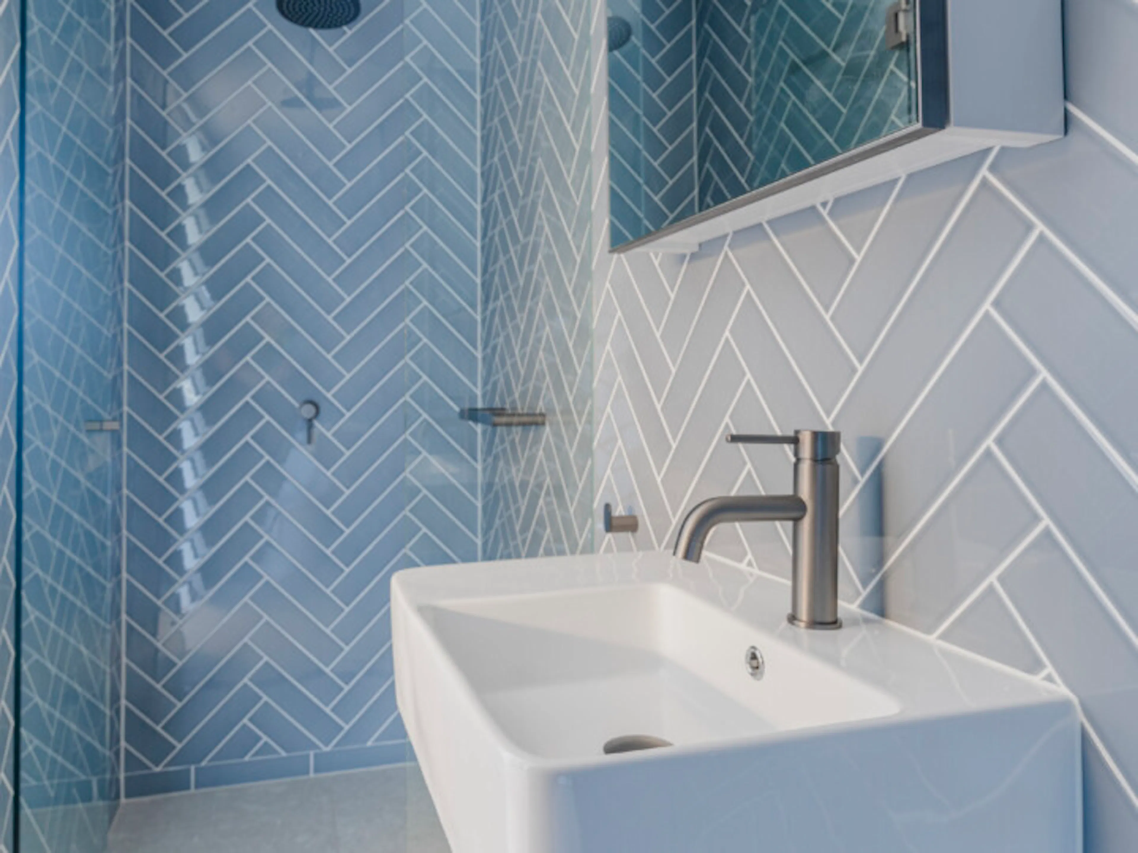 Studio Pod BATHROOM 2