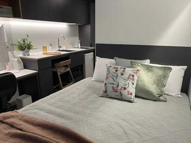 Studio Premium room image 1