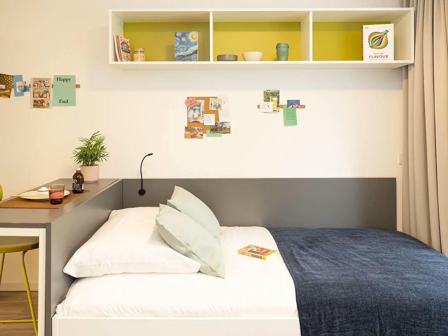 urbanum-frankfurt-Studio Small Gold