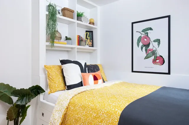 Studio Small High Double room image 1