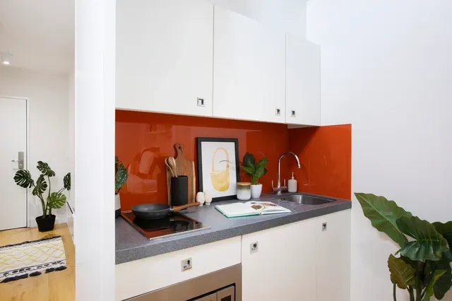 Studio Small High Double