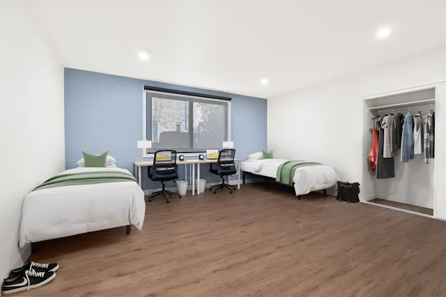 Twin Ensuite Studio room image 3
