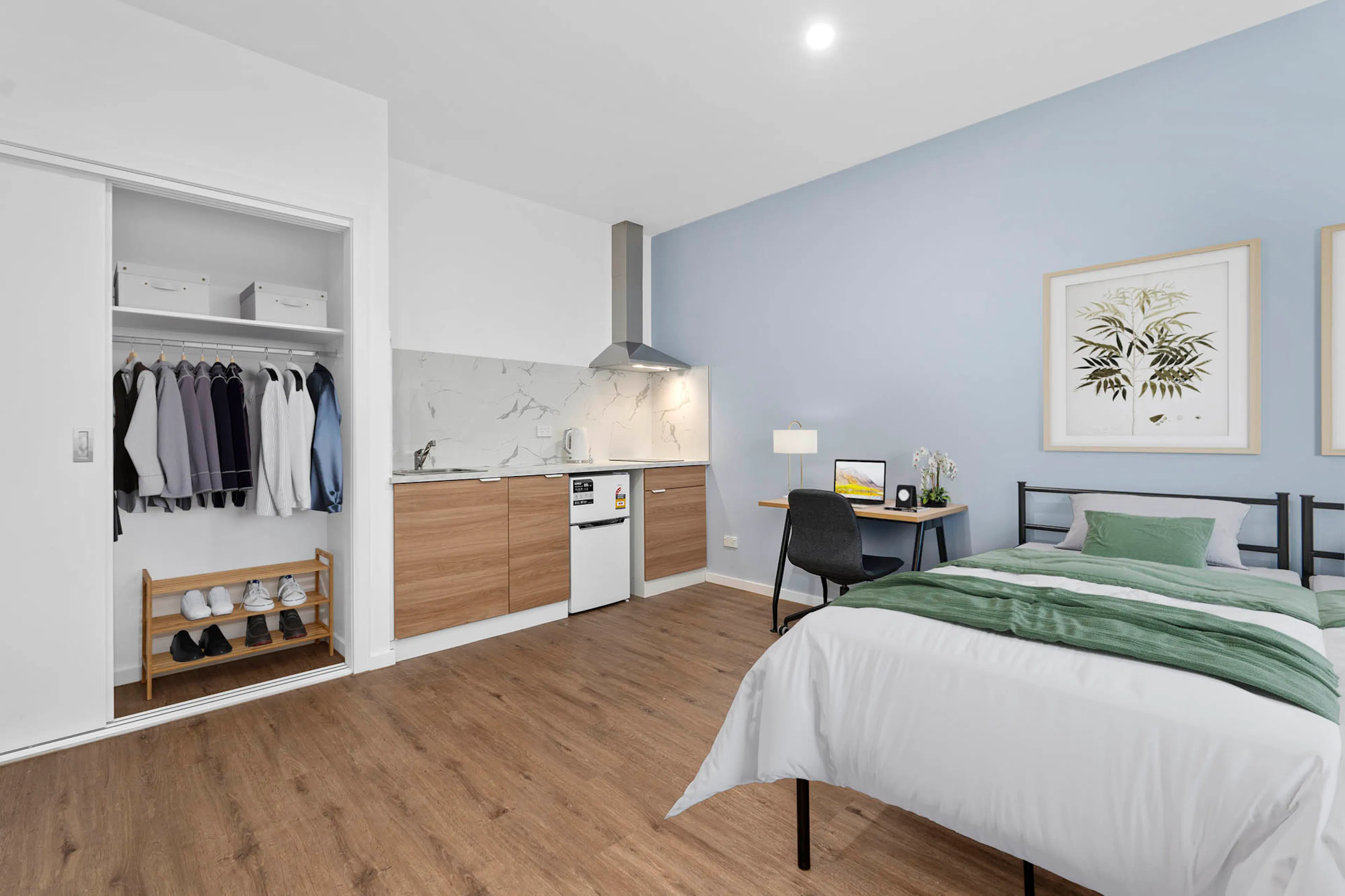Studio Twin Ensuite ROOM 2