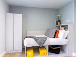the-refinery-leeds-Gold Studio