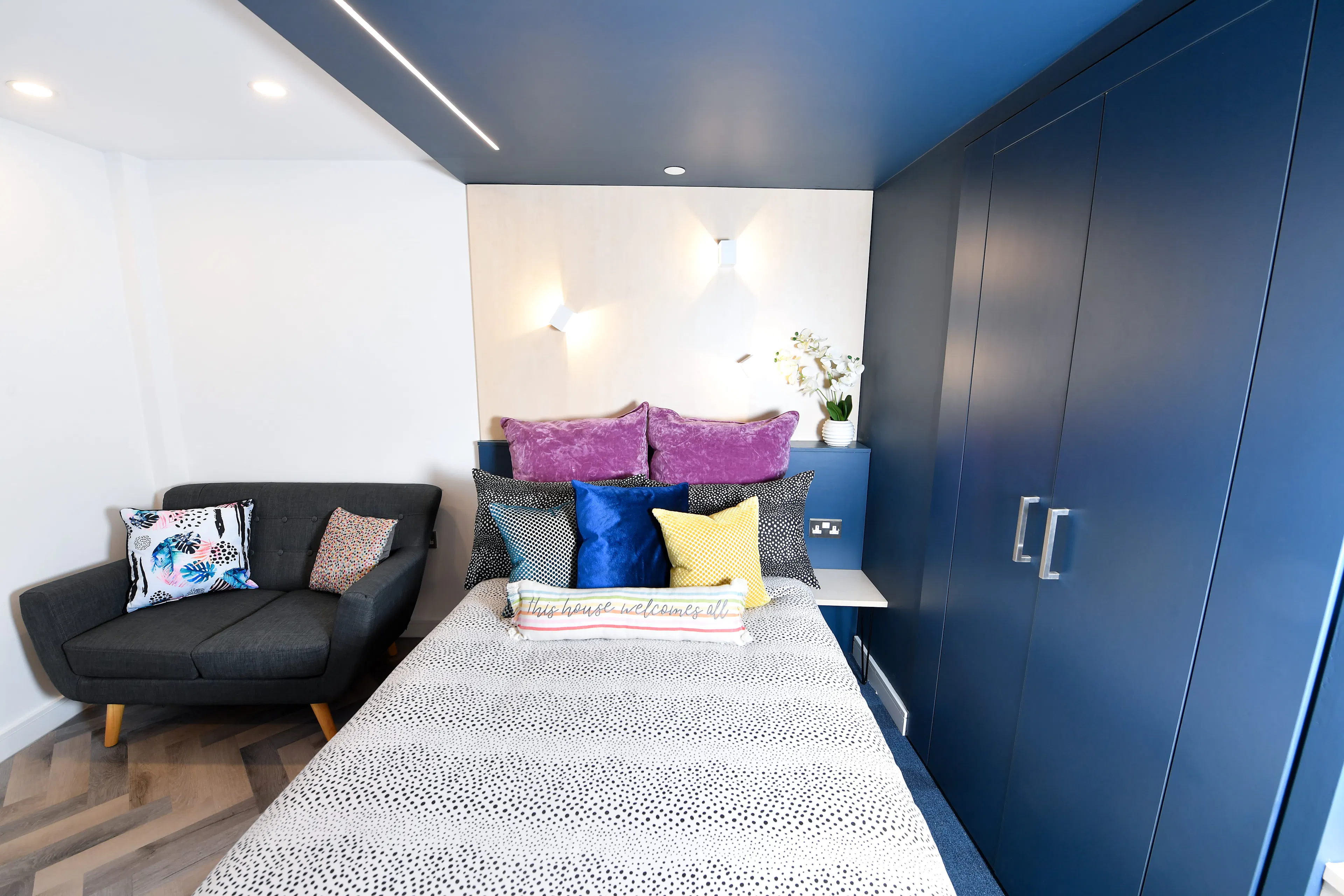 ROOM ROOM 3