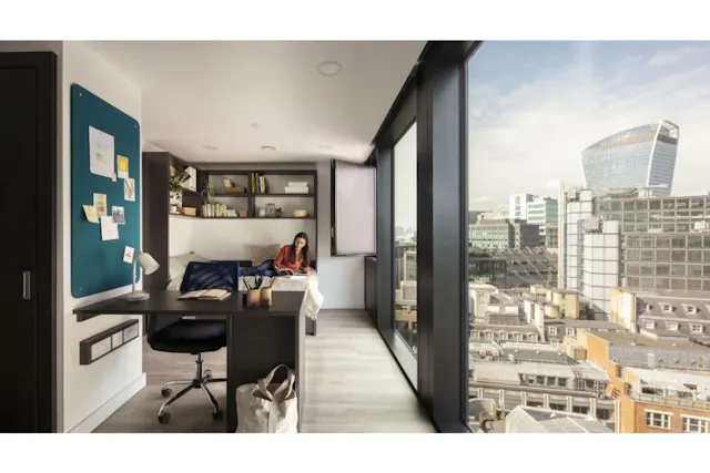 Studio room image 1