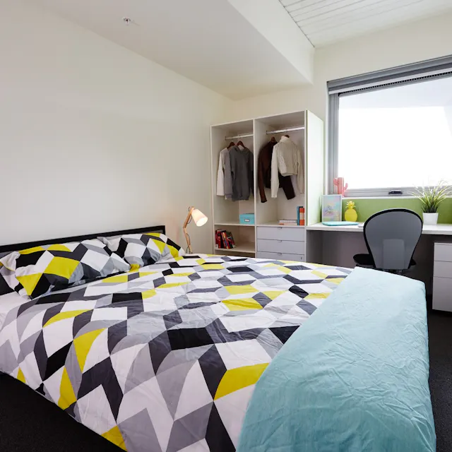 Studio Apartment room image 1