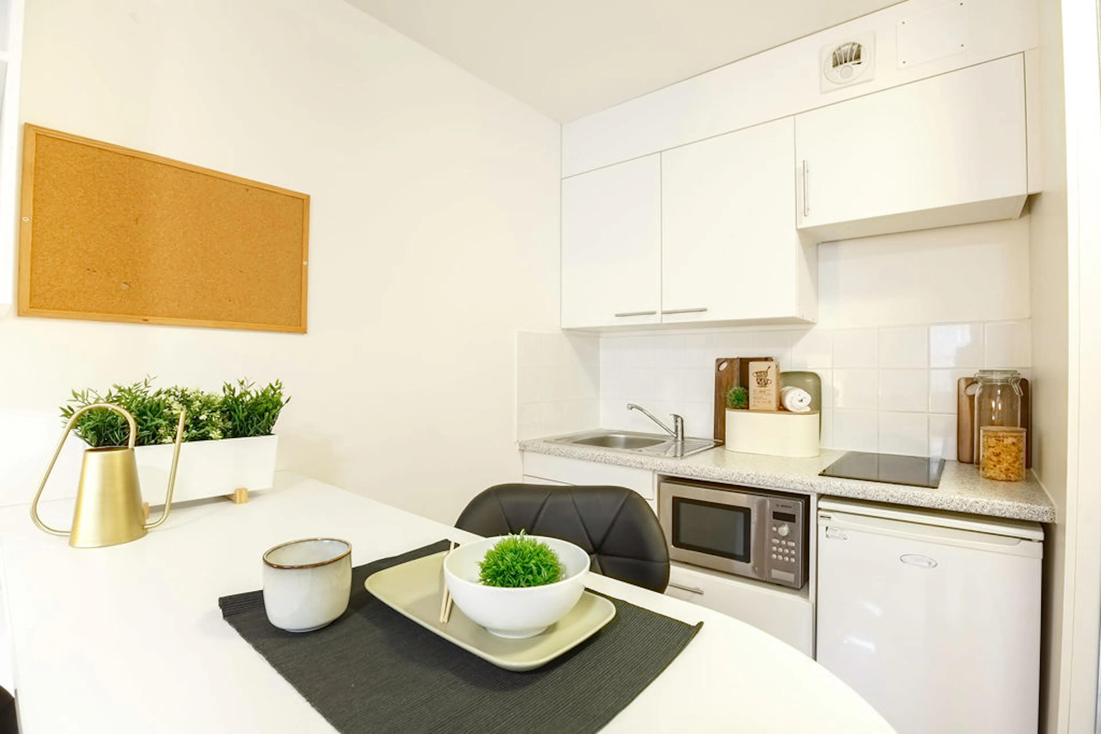 Studio KITCHEN 1