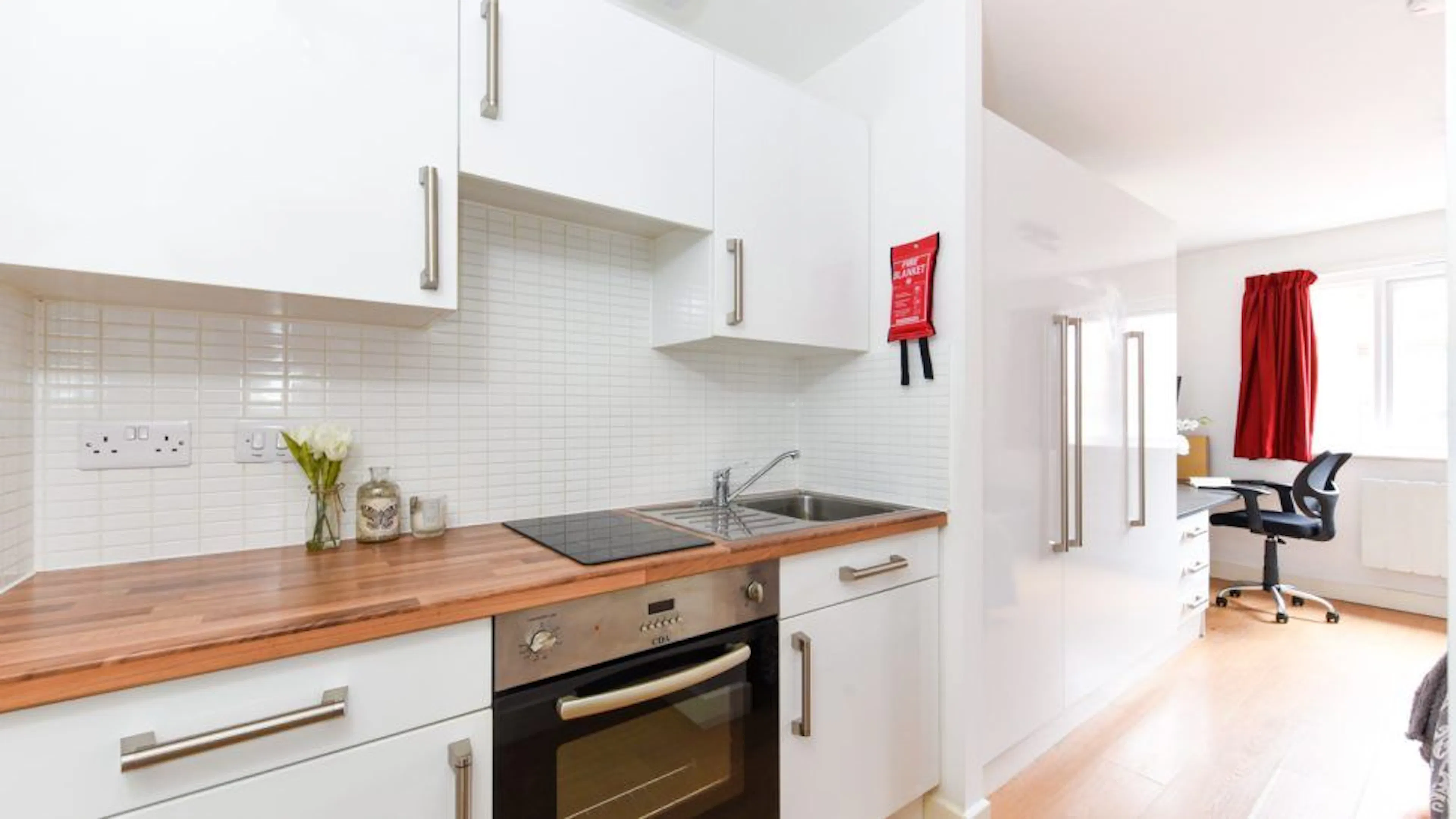Studio Gold Plus KITCHEN 3