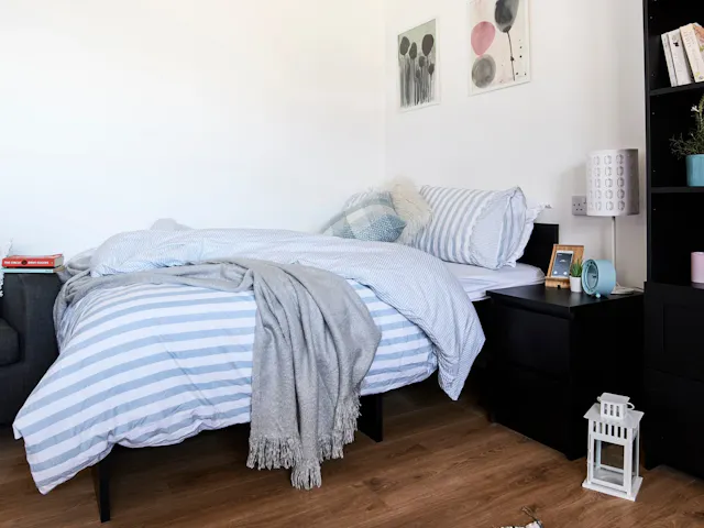 Studio room image 1