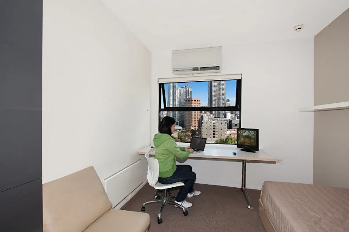 Studio ROOM