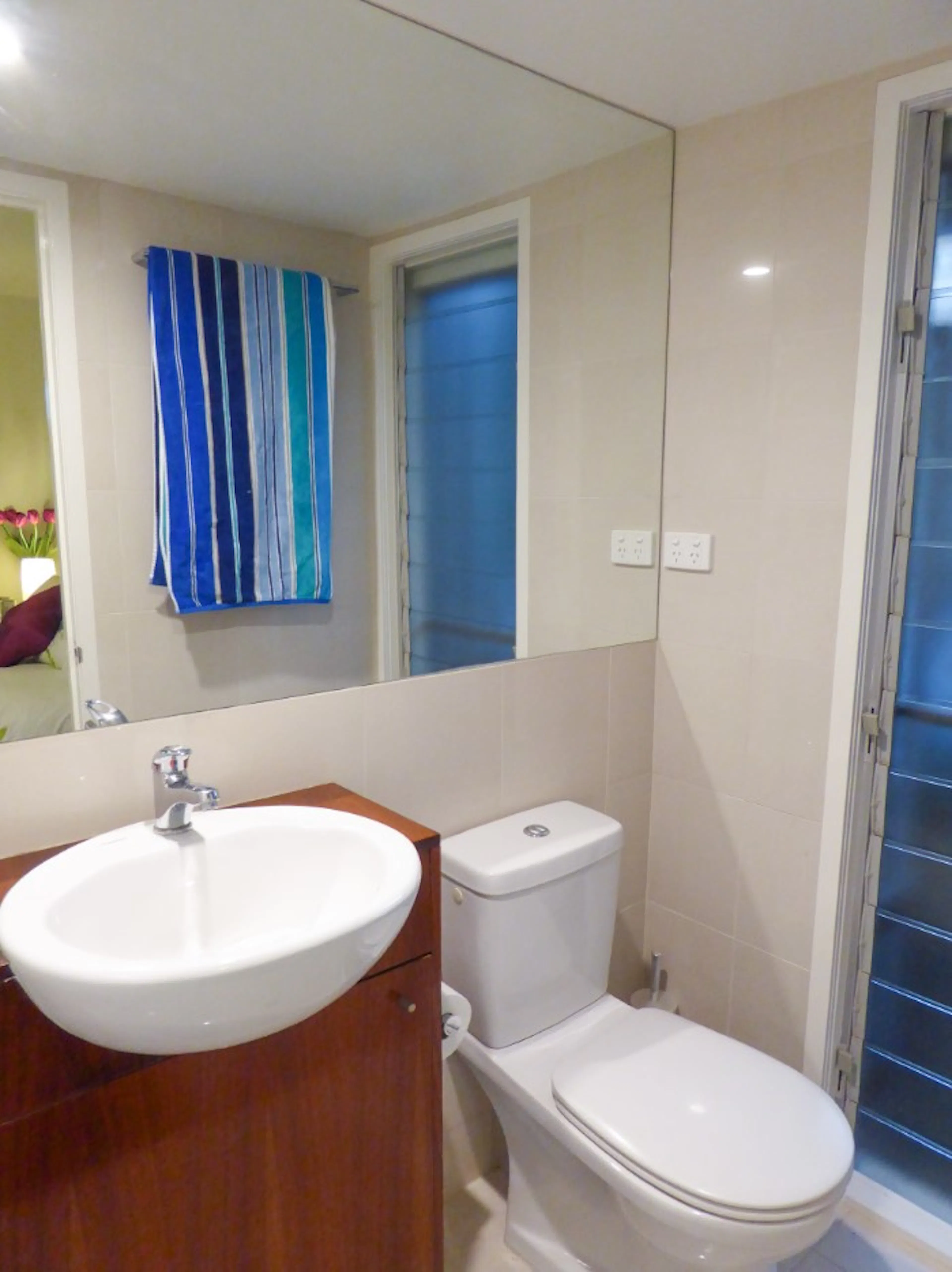 Sunlit Ensuite Room + A/C BATHROOM 2