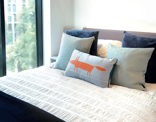 true Superior Apartment room image 5