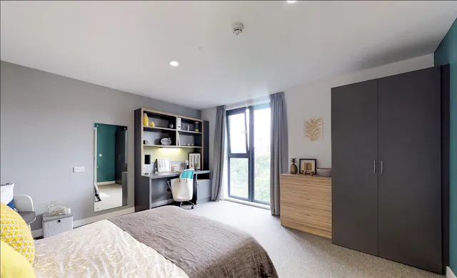 Superior room image 2