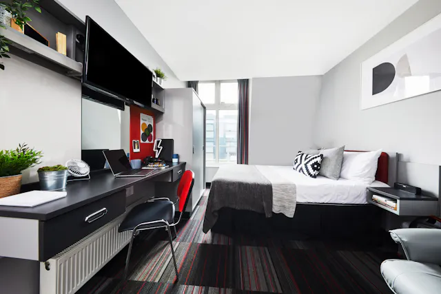 Superior Ensuite room image 1
