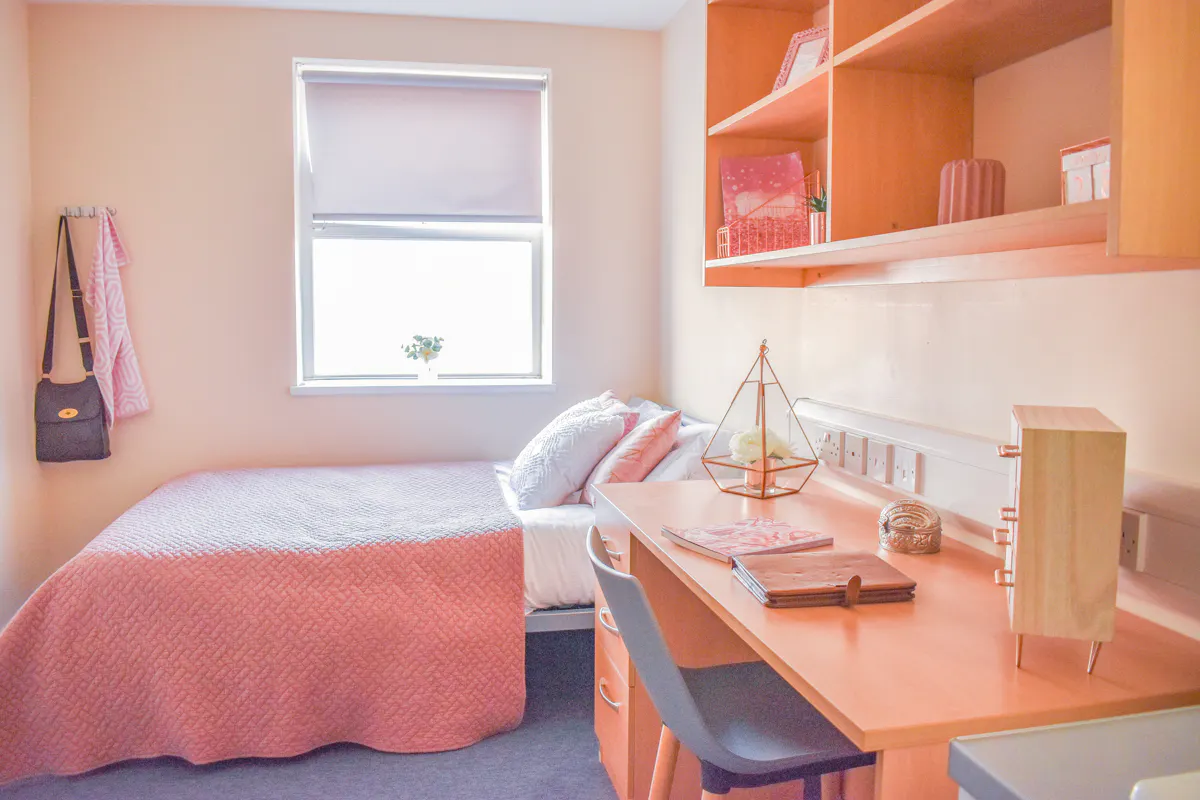 Superior Non-Ensuite ROOM
