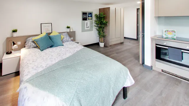 Superior Plus room image 1