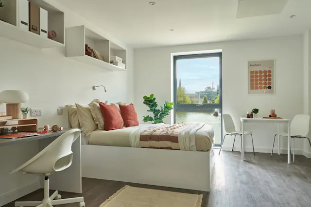 Superior Studio - Reservoir View room image 1