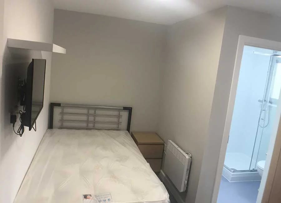 Superior Studio (Hall B)