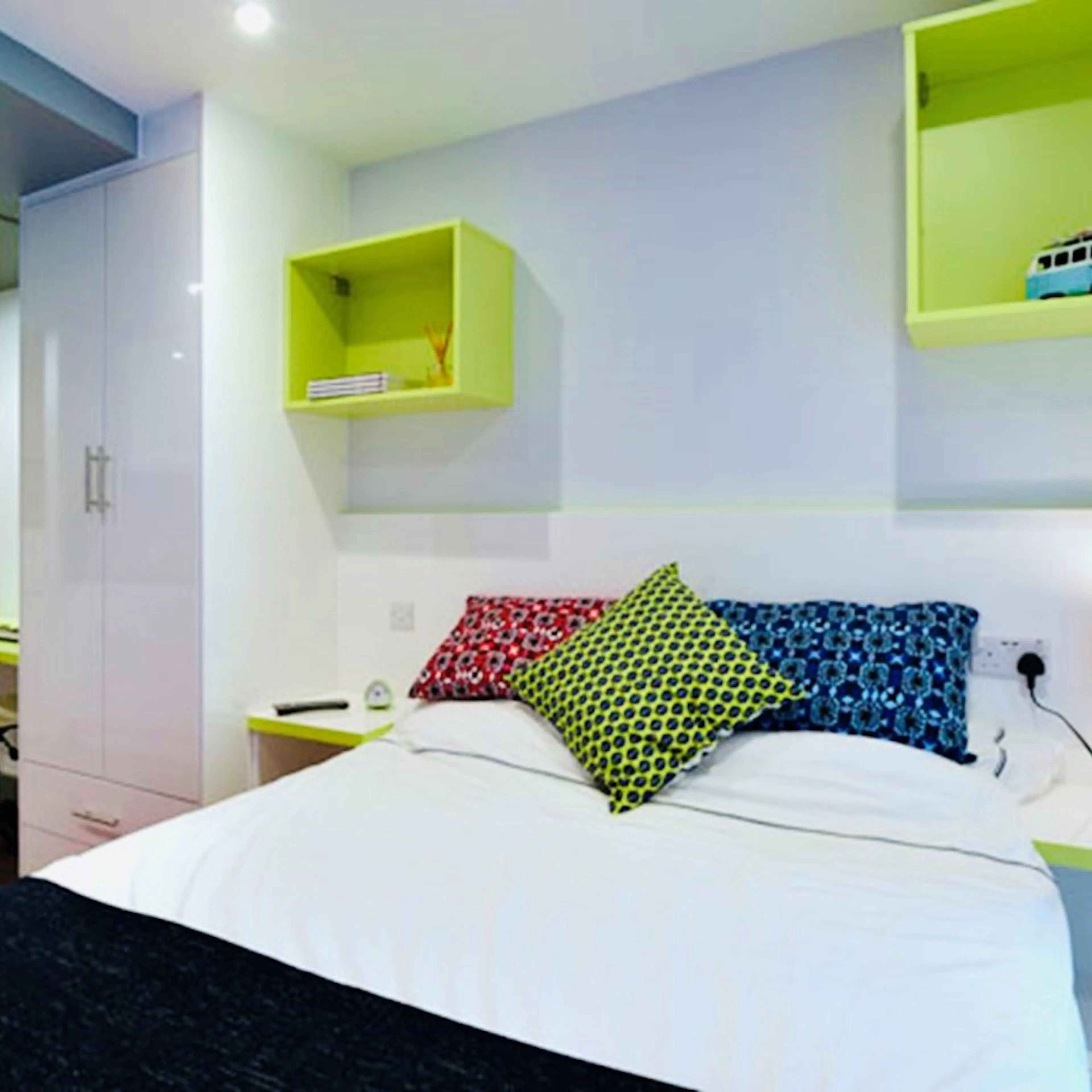 Superior Studio ROOM 1