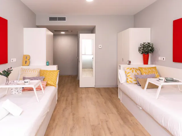 Superior Twin Room room image 1