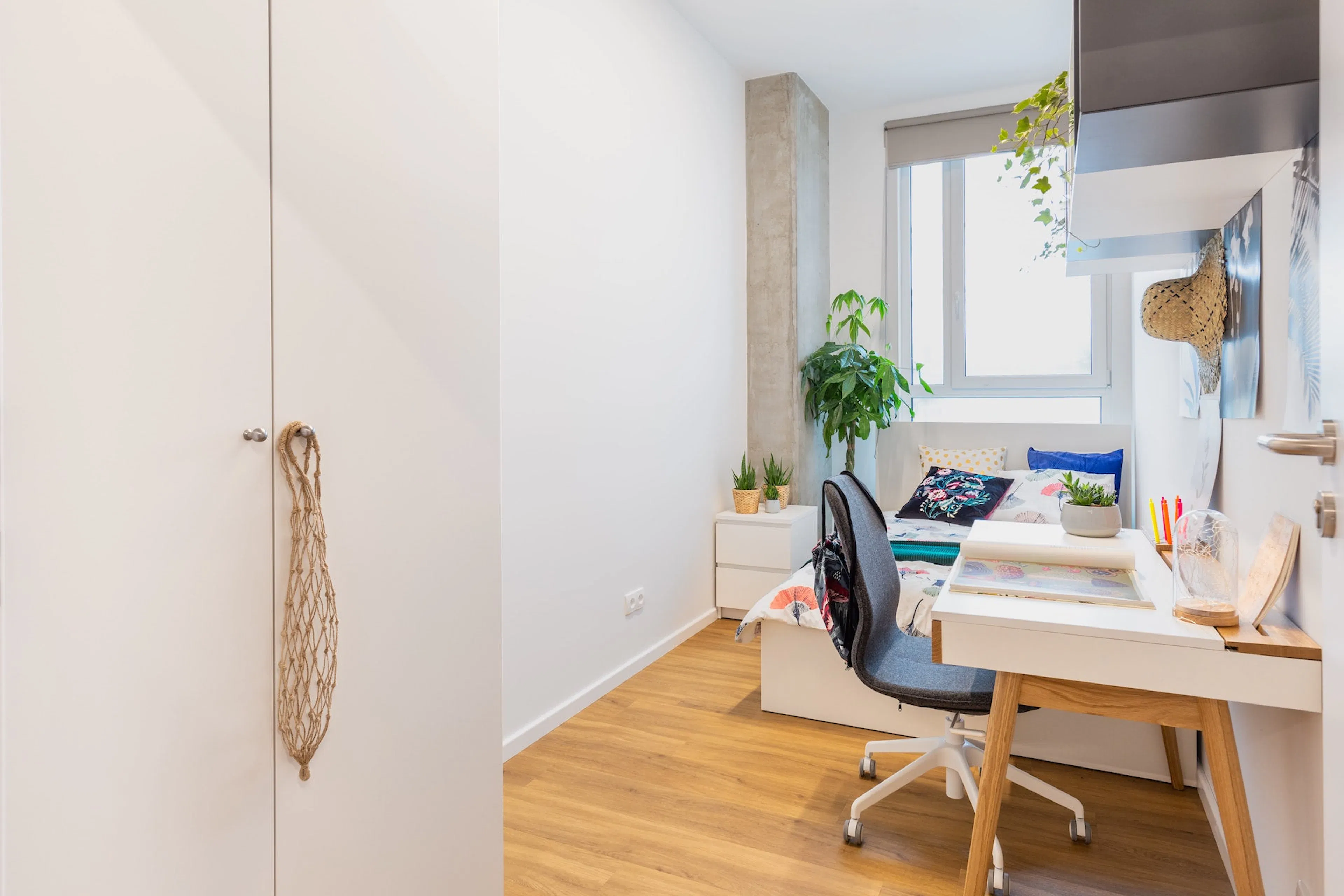 ROOM ROOM 2