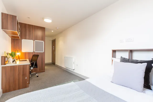 Standard Plus room image 1