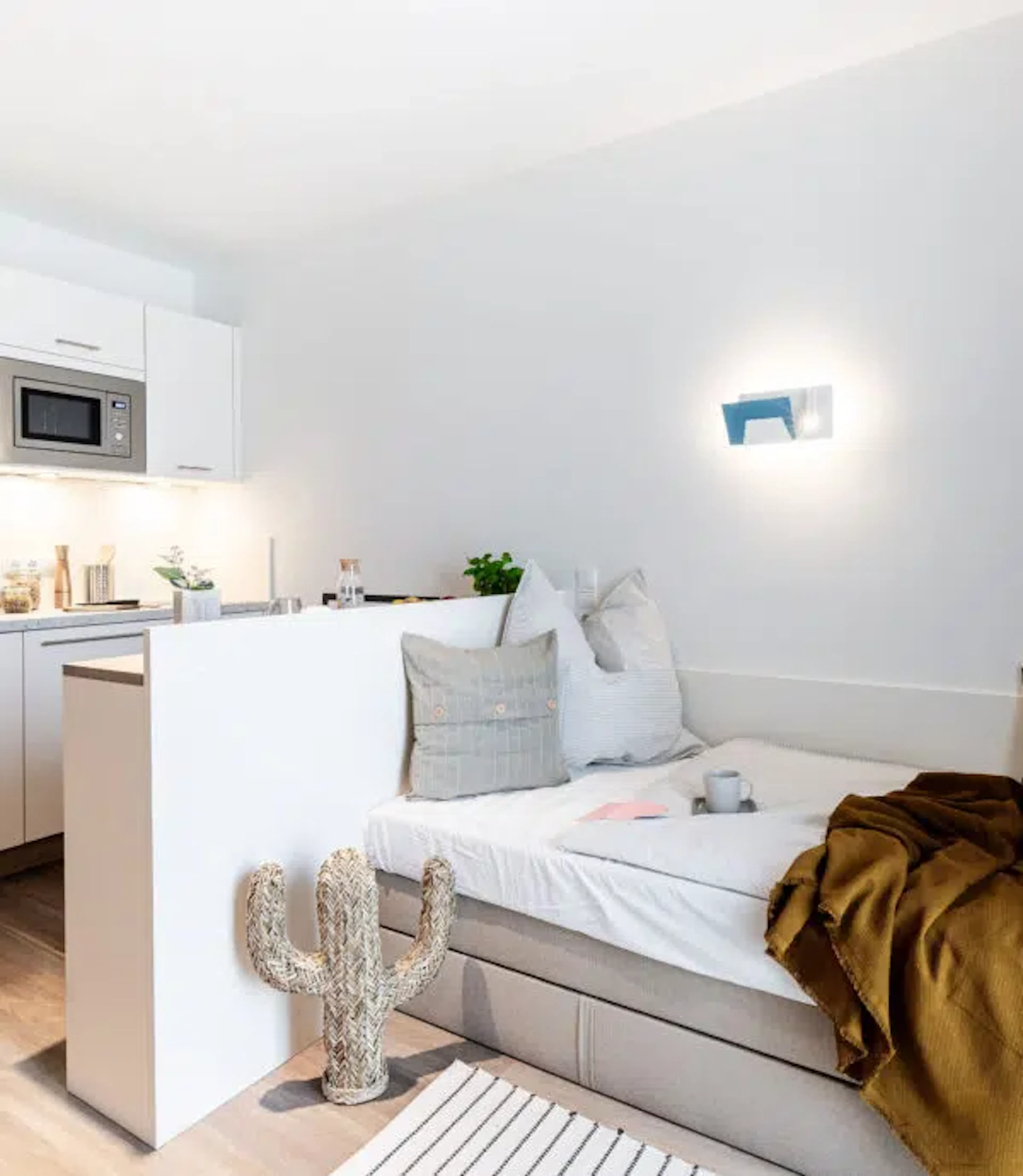 Single Studio ROOM 3