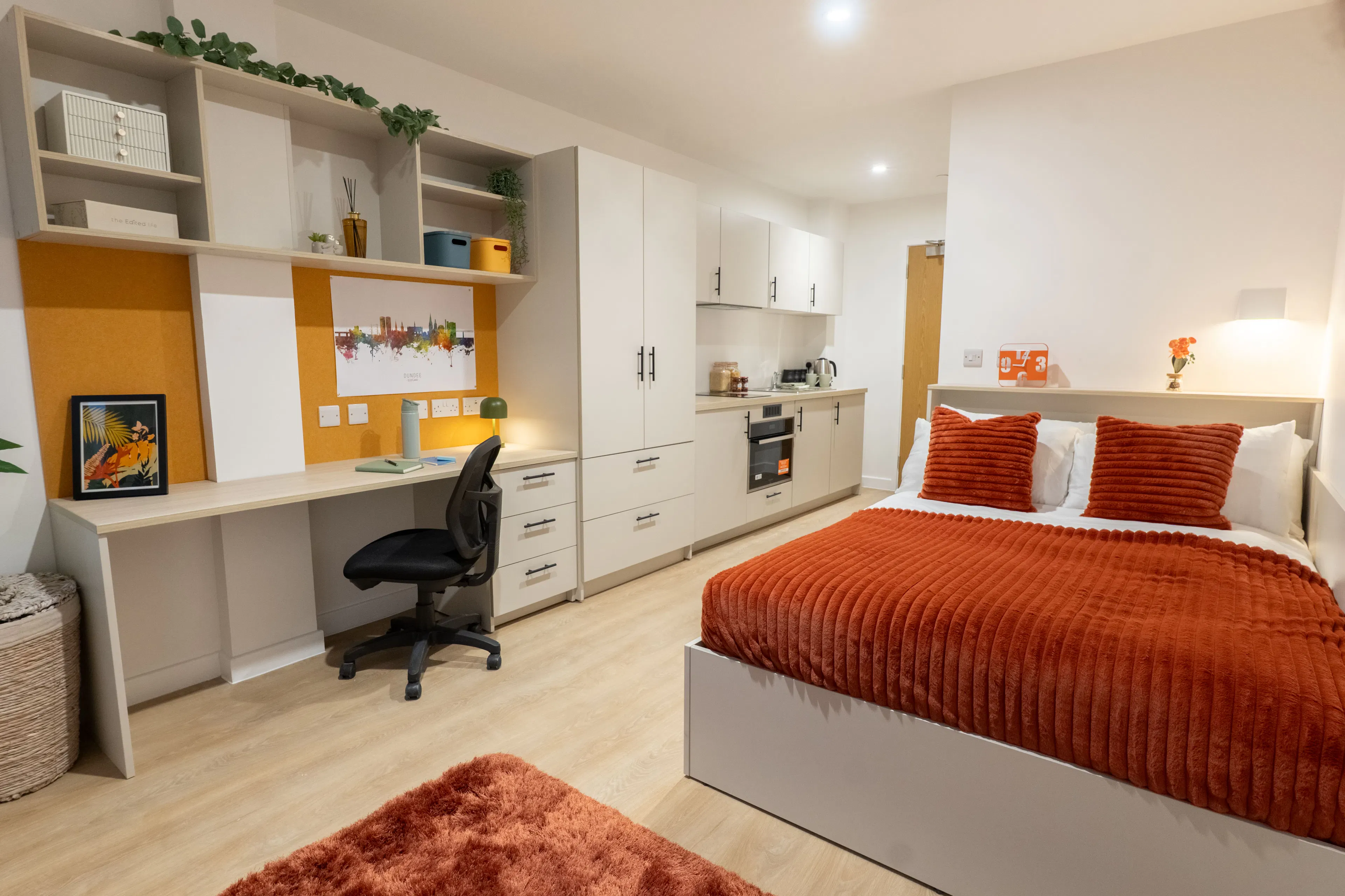 ROOM ROOM 1