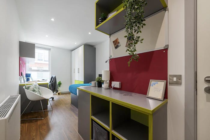 Ensuite