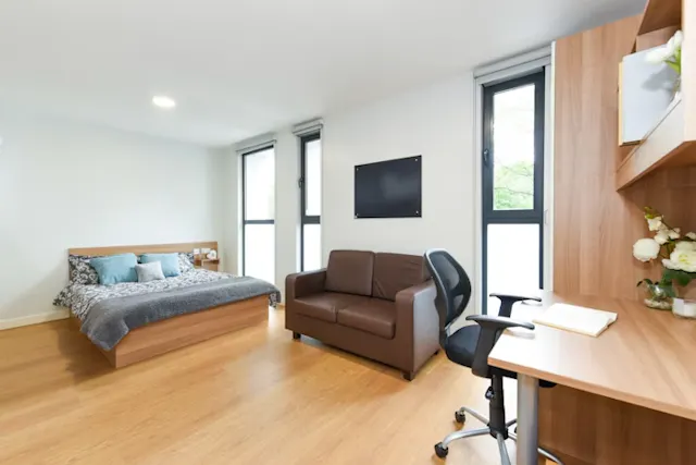 Tower Studio room image 2