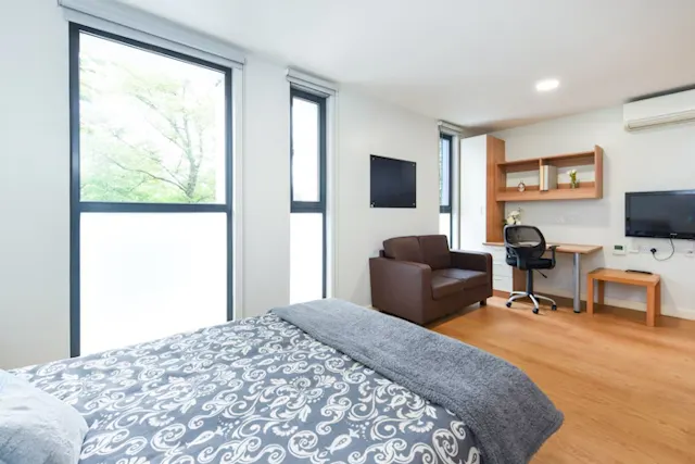 Tower Studio room image 3
