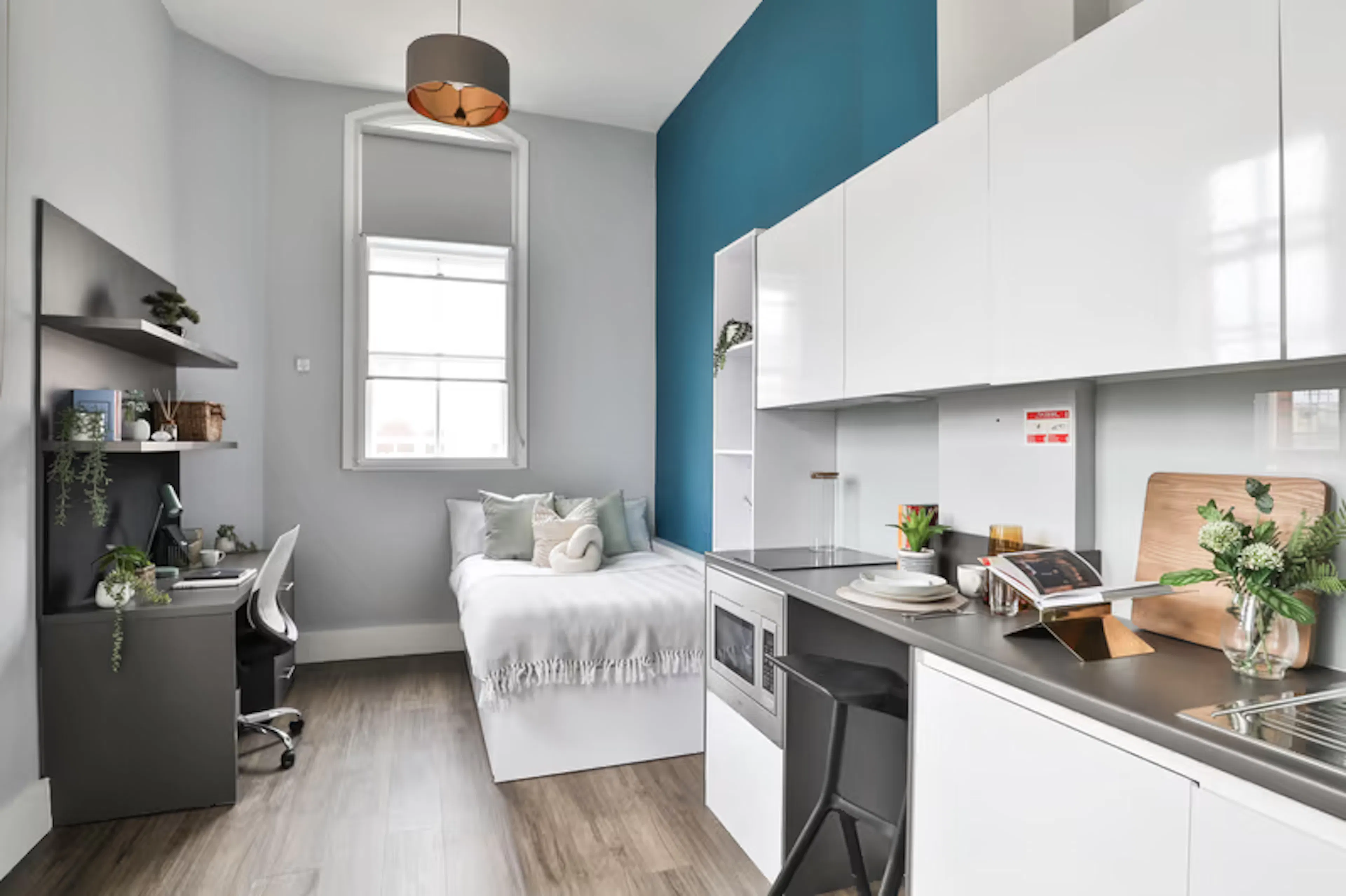 ROOM ROOM 4