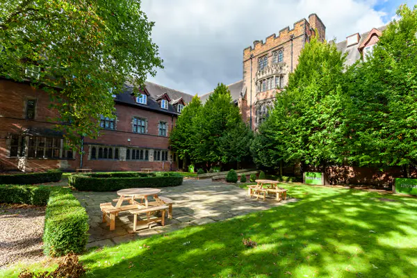 The Priory-Leeds-BUILDING-1