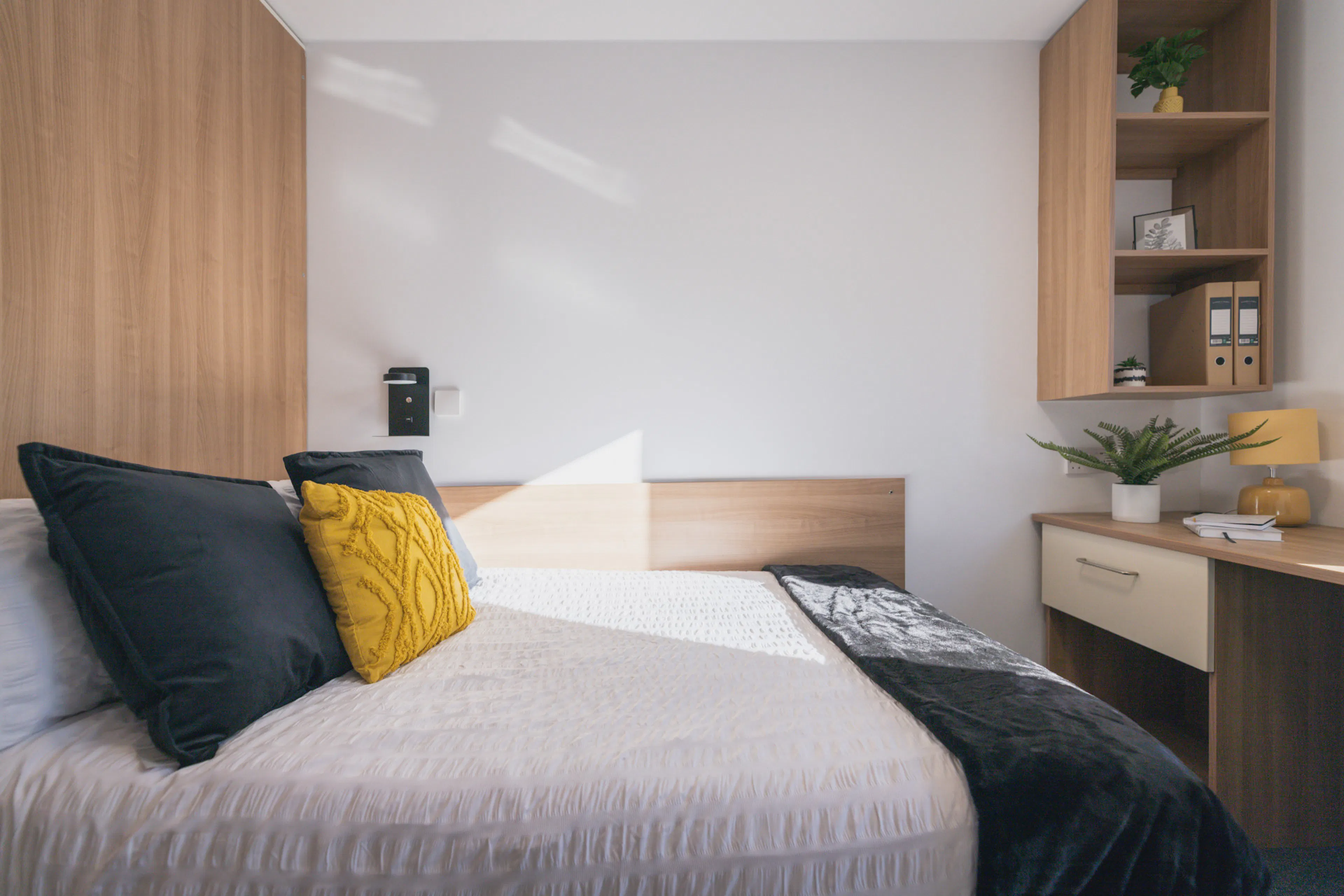 Third Floor Five Bed Cluster ROOM 3