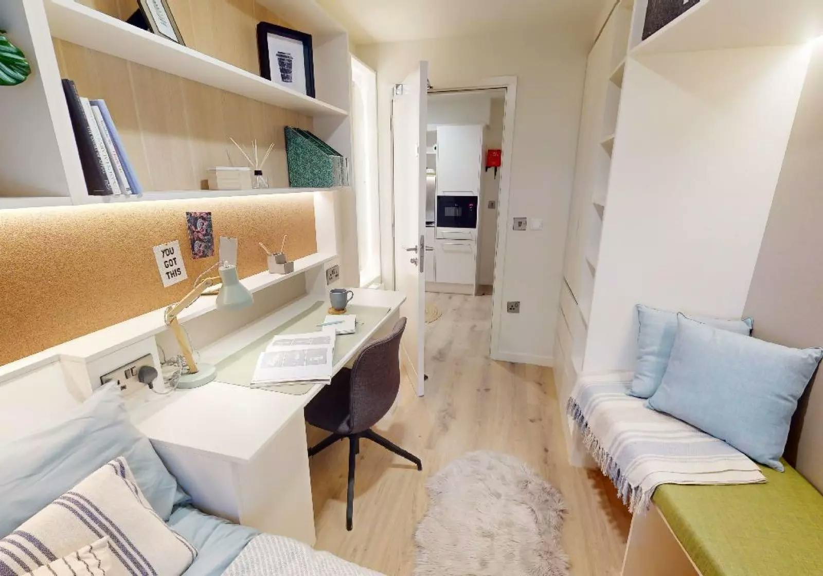 Gold Three Bed Apartment Plus