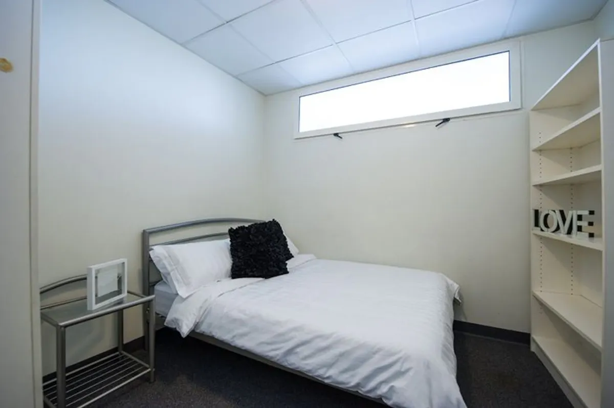 1 Bedroom ROOM