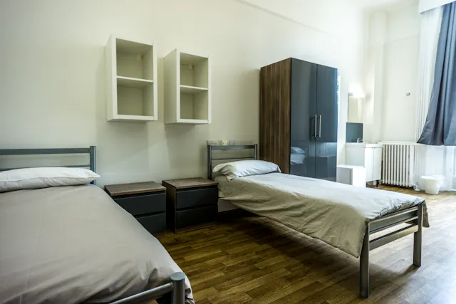 Twin Room room image 1