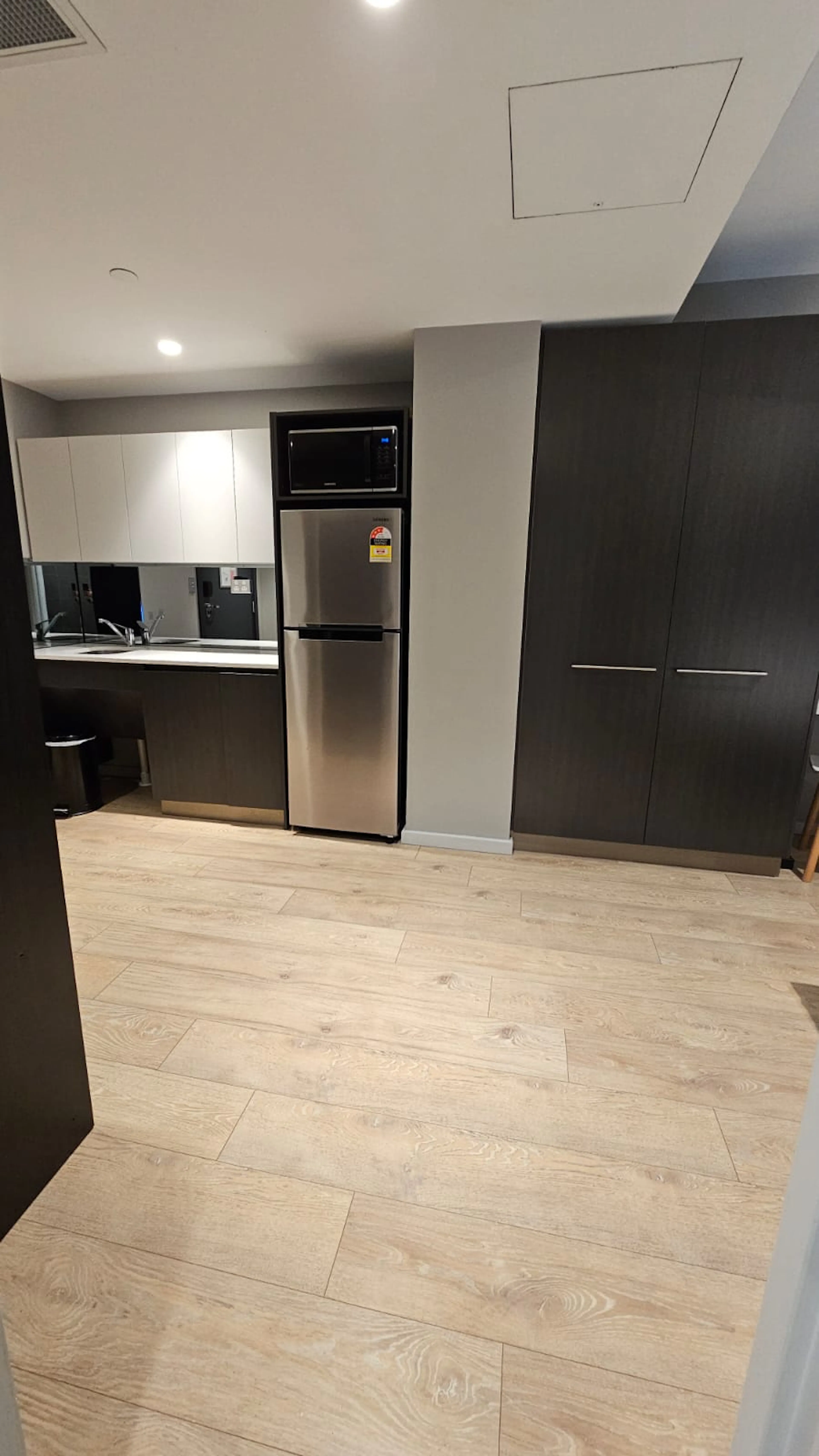 Twin Studio KITCHEN 2