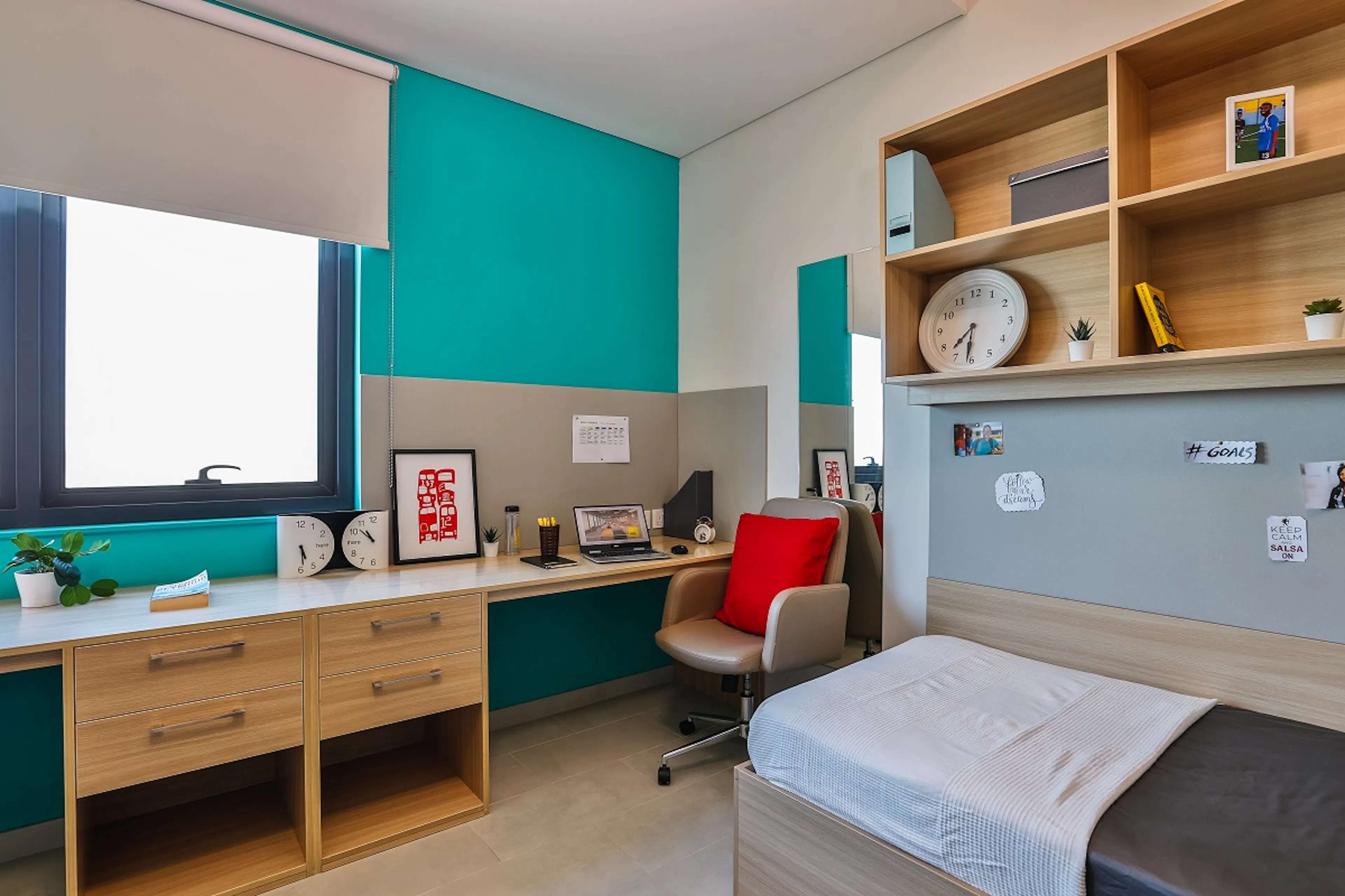 Twin En-Suite Room (7 Bed Room) ROOM 4