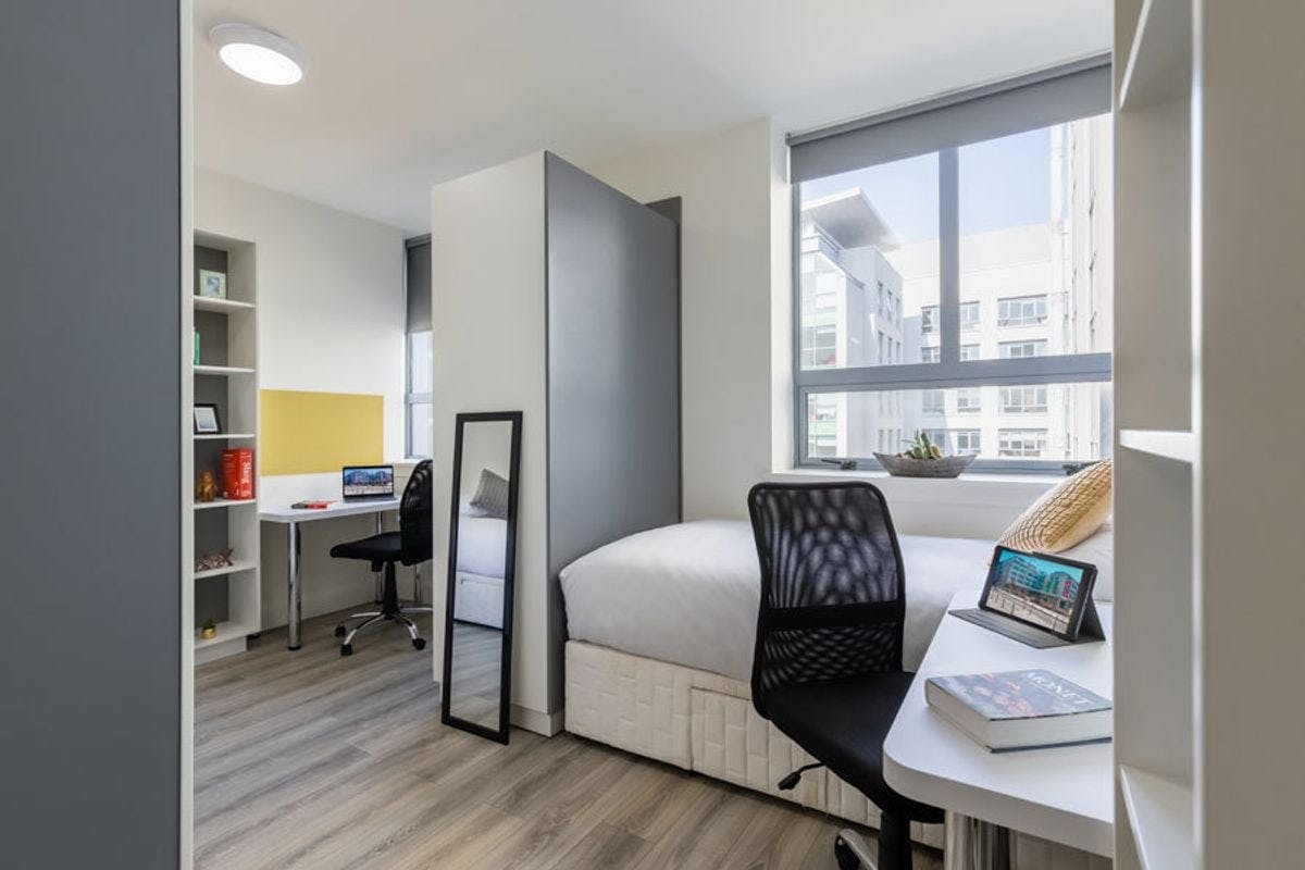 mayor-square-dublin-Twin En-Suite