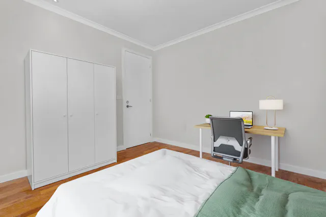 Twin Ensuite Room room image 1
